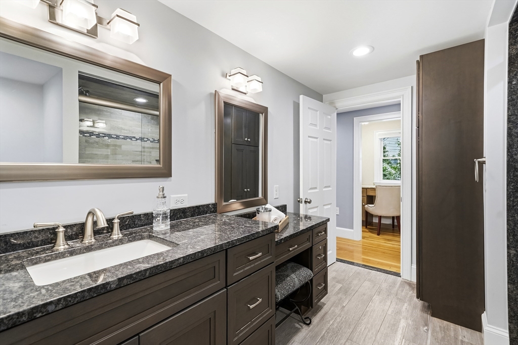 97 Hartwell Road Bedford, MA 01730 - Photo 17 of 41 Gallery Image 17