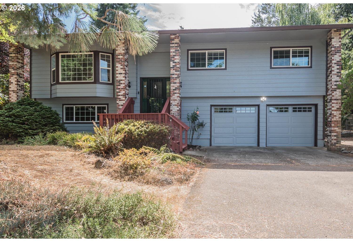 15652 South Henrici Road Oregon City, OR 97045 - Photo 1 of 33 Gallery Image 1