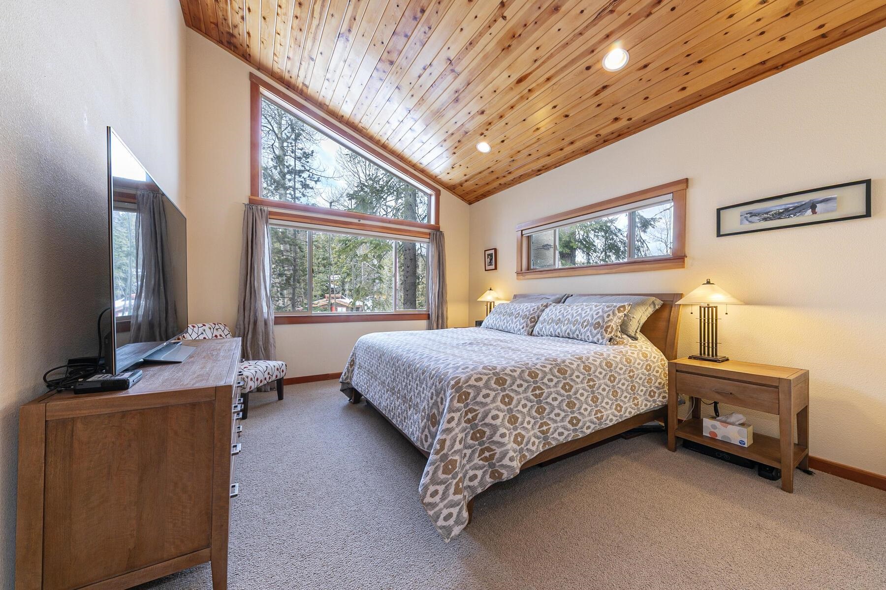 1018 Snow Crest Road Alpine Meadows, CA 96146 - Photo 17 of 28