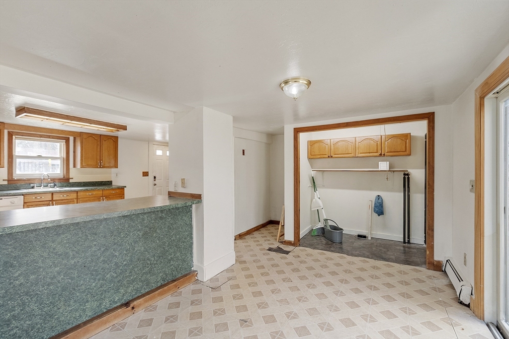 118 Spring Street Winchendon, MA 01475 - Photo 11 of 34