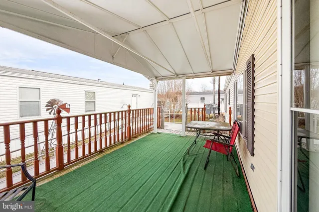 a view of an outdoor space with a window