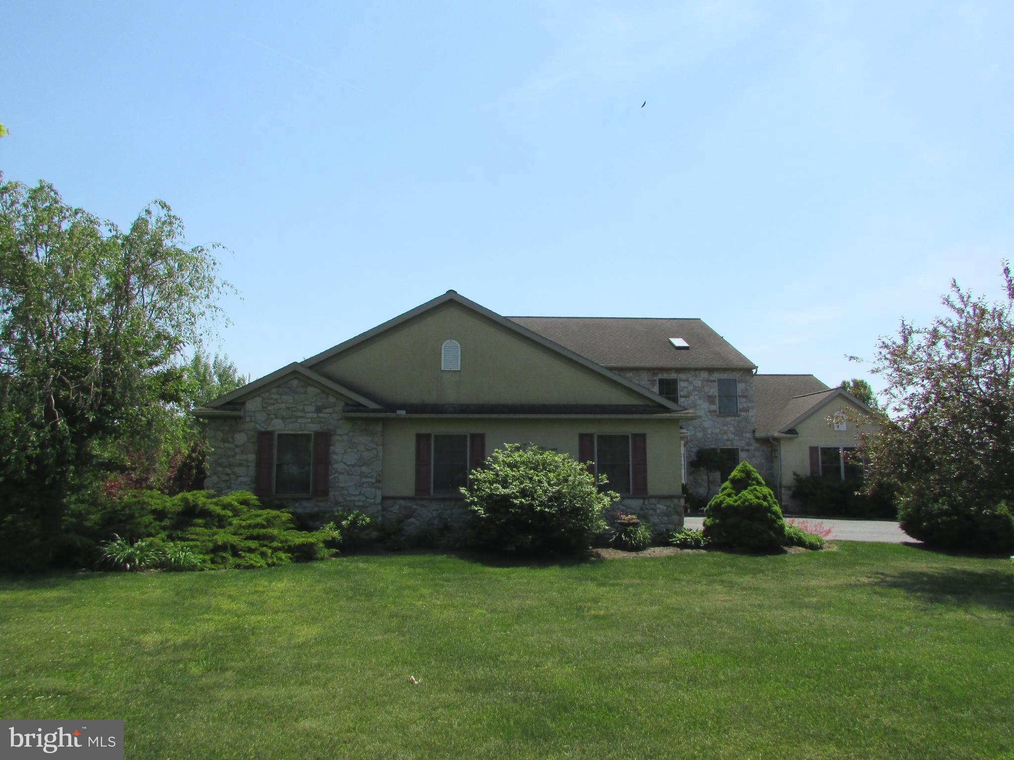 1400 Mentzer Road Lancaster, PA 17602 - Photo 2 of 45