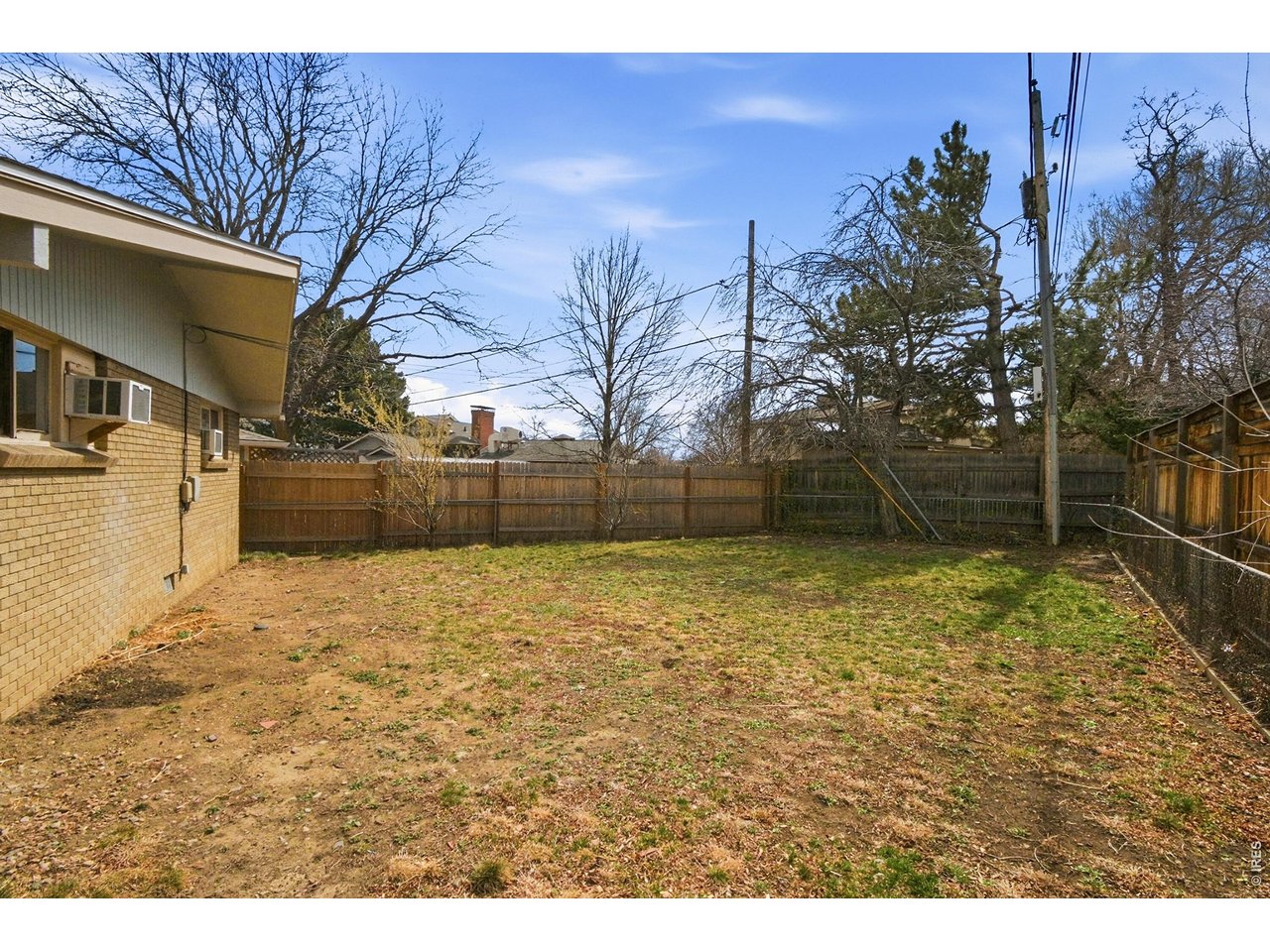 11590 West 39th Place Wheat Ridge, CO 80033 - Photo 25 of 37 a backyard of a house