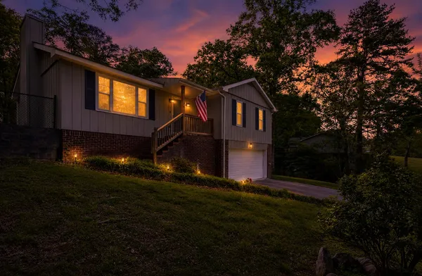 $259,900 | 195 Brownwood Circle, Ringgold, GA 30736