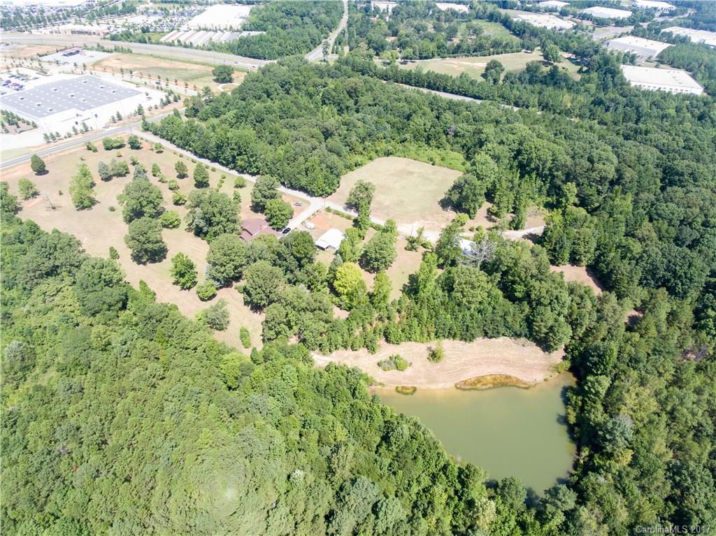 1088 Red River Road Rock Hill, SC 29730 - Photo 6 of 24 a view of a garden with a fountain