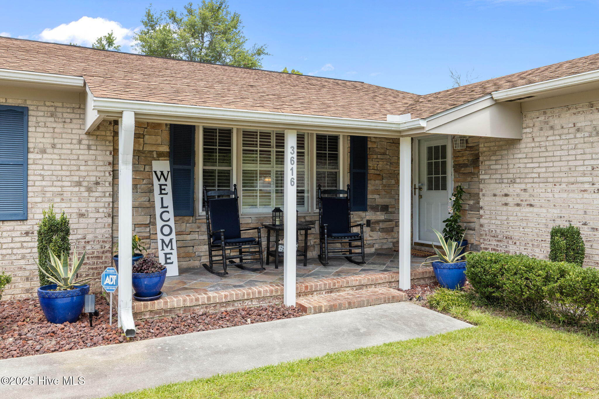 3616 Country Club Road Morehead City, NC 28557 - Photo 36 of 52 Front entrance