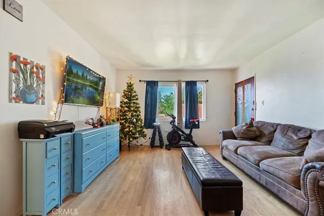 $1,800,000 | 3213 Hill Huntington Park, Huntington Park, CA 90255