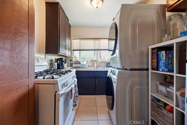 $1,800,000 | 3213 Hill Huntington Park, Huntington Park, CA 90255