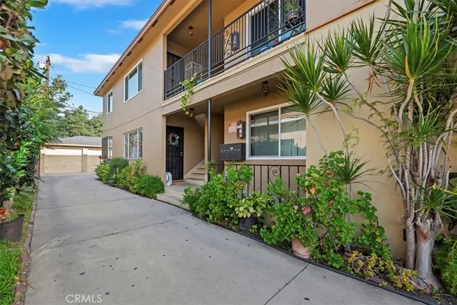 $1,800,000 | 3213 Hill Huntington Park, Huntington Park, CA 90255