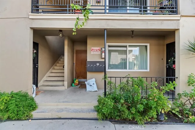 $1,800,000 | 3213 Hill Huntington Park, Huntington Park, CA 90255