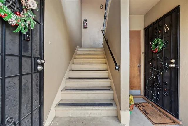 $1,800,000 | 3213 Hill Huntington Park, Huntington Park, CA 90255