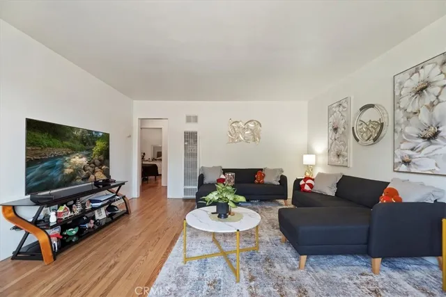 $1,800,000 | 3213 Hill Huntington Park, Huntington Park, CA 90255