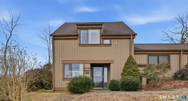$320,000 | 423 Heritage Village, Unit A, Southbury, CT 06488