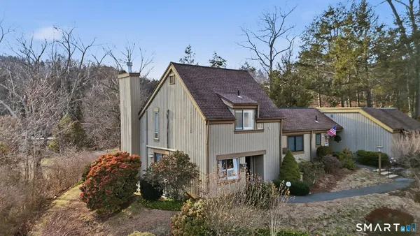 $299,000 | 423 Heritage Village, Unit A, Southbury, CT 06488