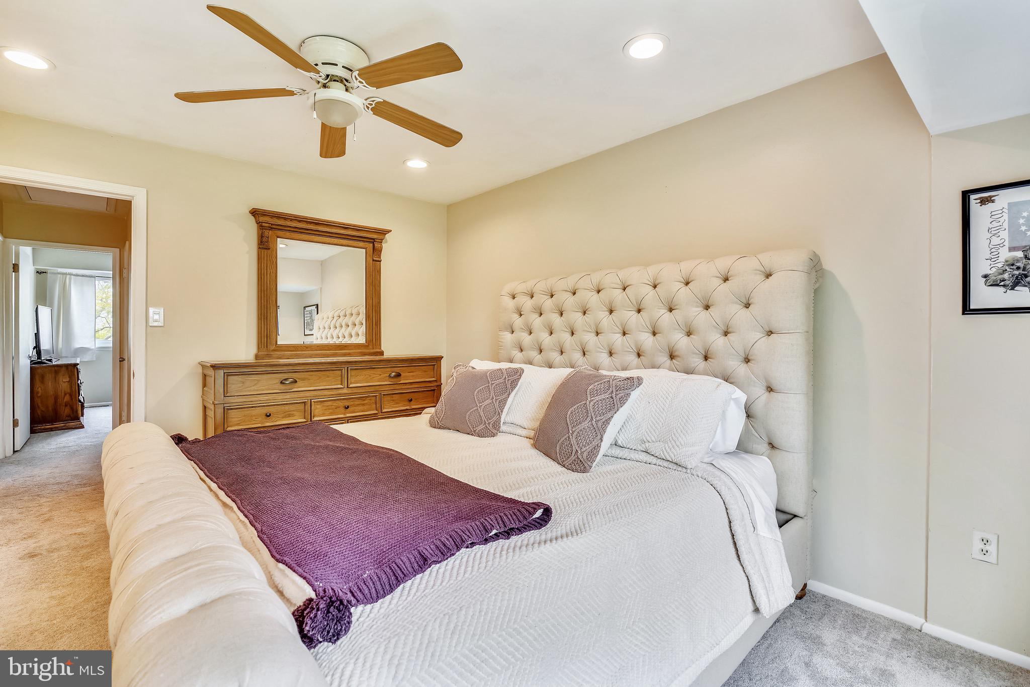 2202 Notely Lane Crofton, MD 21114 - Photo 14 of 27 Master bedroom