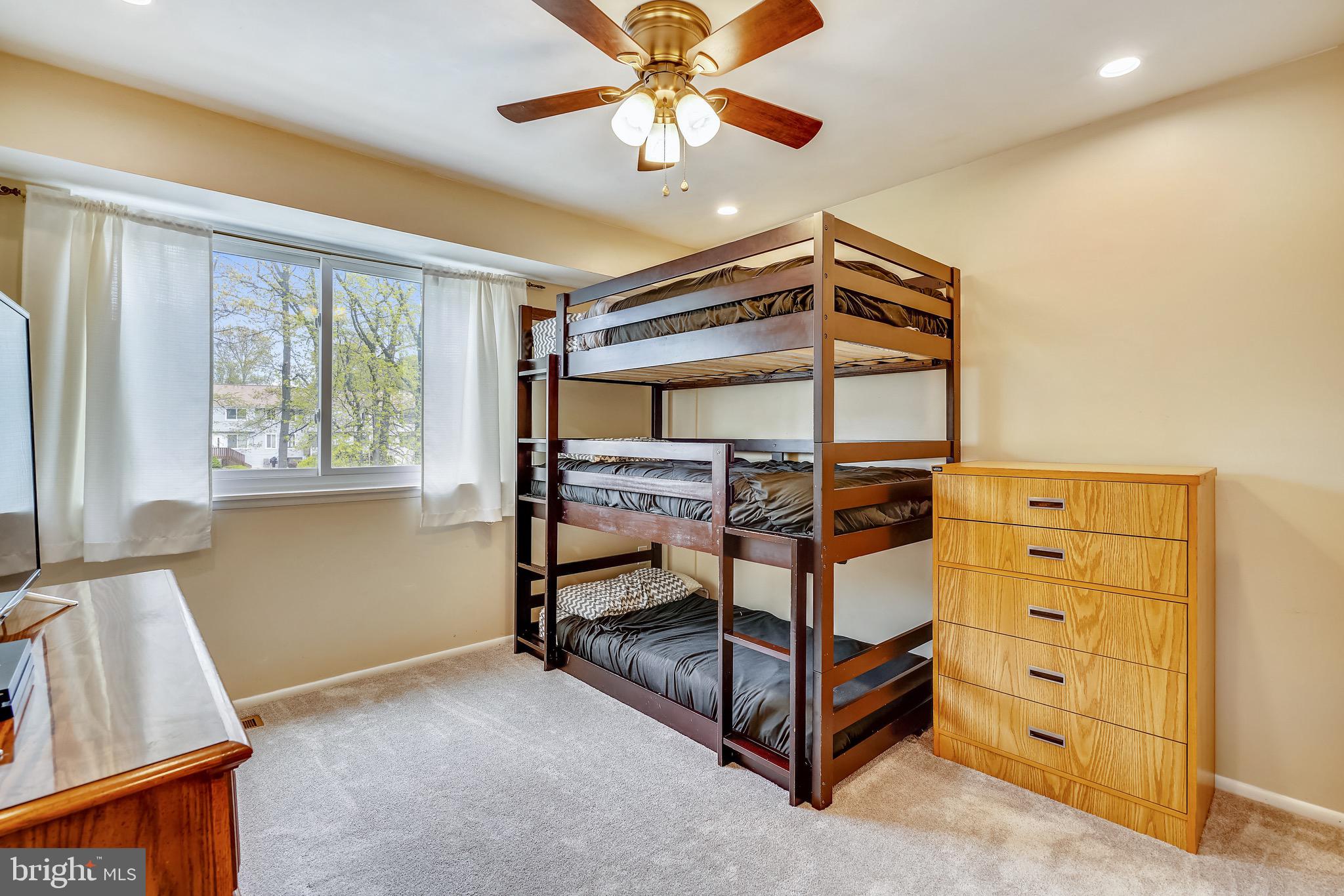 2202 Notely Lane Crofton, MD 21114 - Photo 21 of 27 Bedroom 2