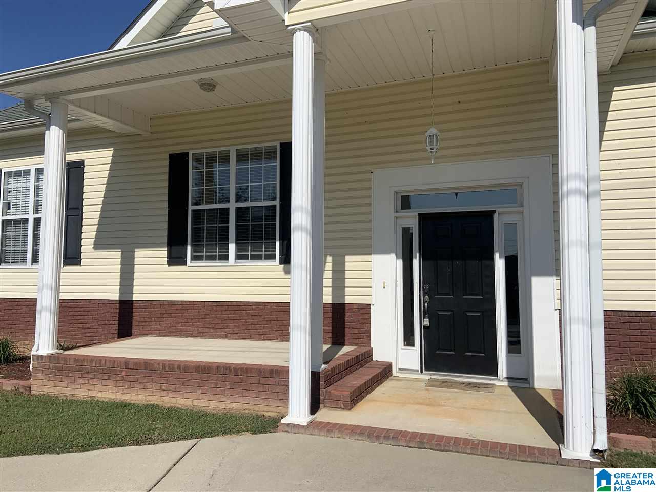 1461 Overlook Point Warrior, AL 35180 - Photo 3 of 49