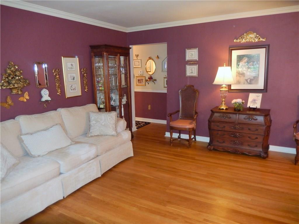 444 McClelland Road Canonsburg, PA 15317 - Photo 7 of 25 Gallery Image 7