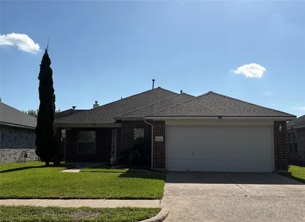 $279,900 | 8210 Greenleaf Street, Baytown, TX 77523