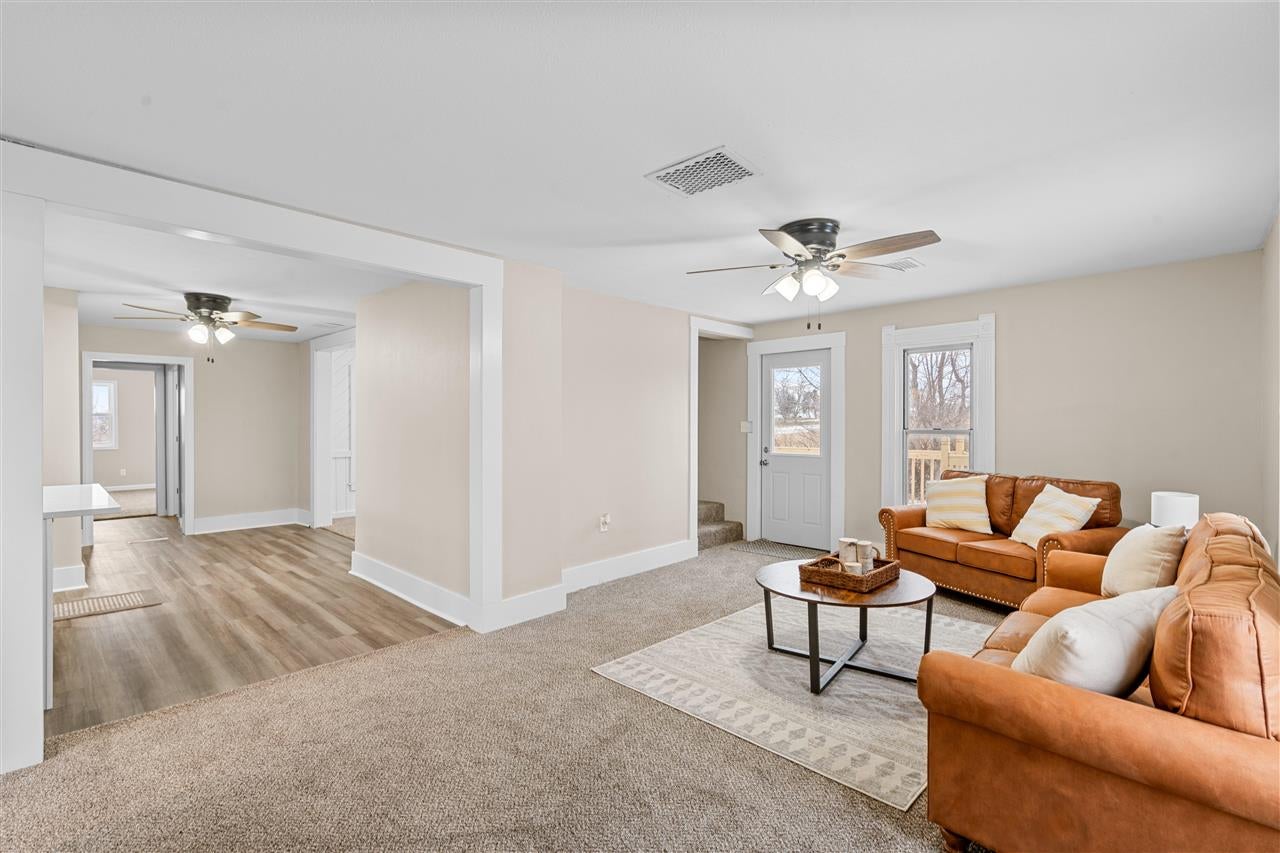 1454 Maxson Road Cedar Rapids, IA 52403 - Photo 9 of 41 Gallery Image 9