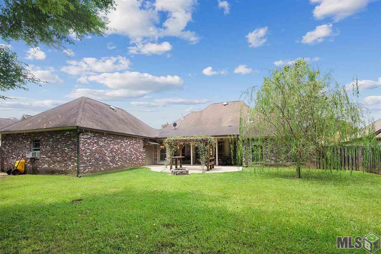 3213 Plantation Key Drive Baton Rouge, LA 70816 - Photo 3 of 25 Gallery Image 3