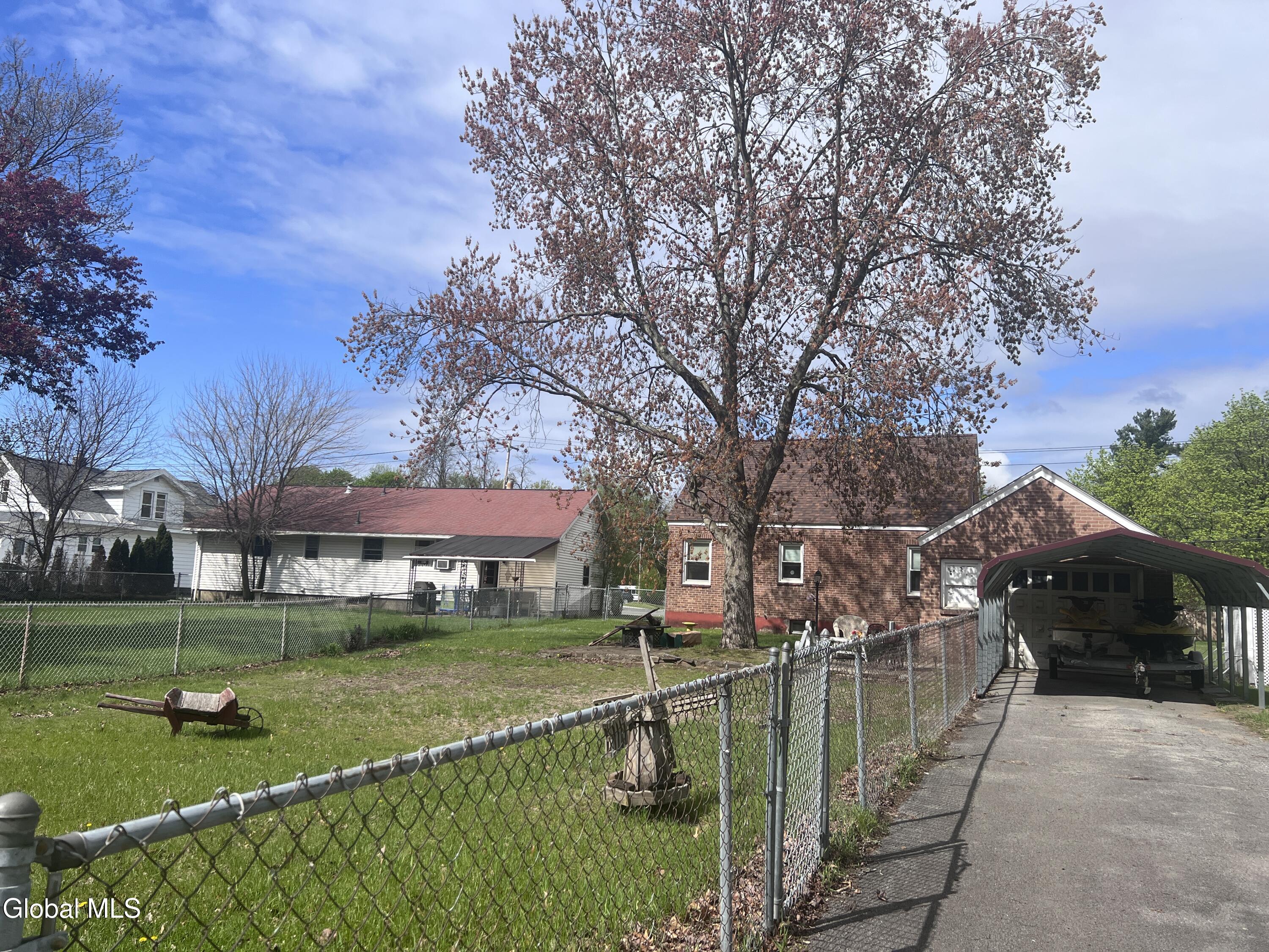 218 East Campbell Road Rotterdam, NY 12303 - Photo 21 of 22 IMG_3646