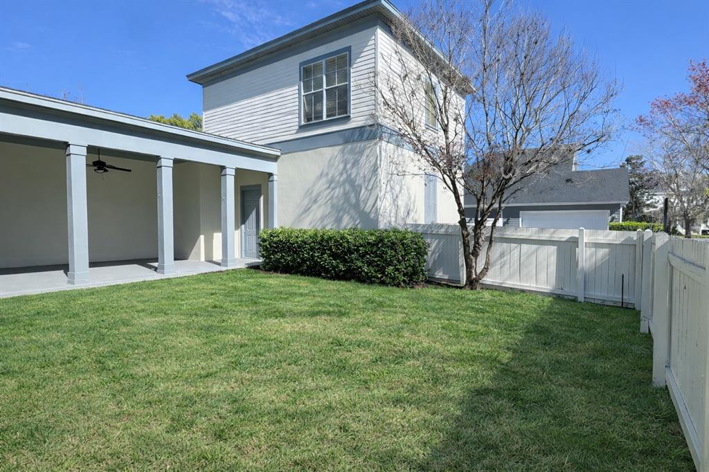 1007 Bennett Road Orlando, FL 32814 - Photo 25 of 25 a view of a back yard of the house