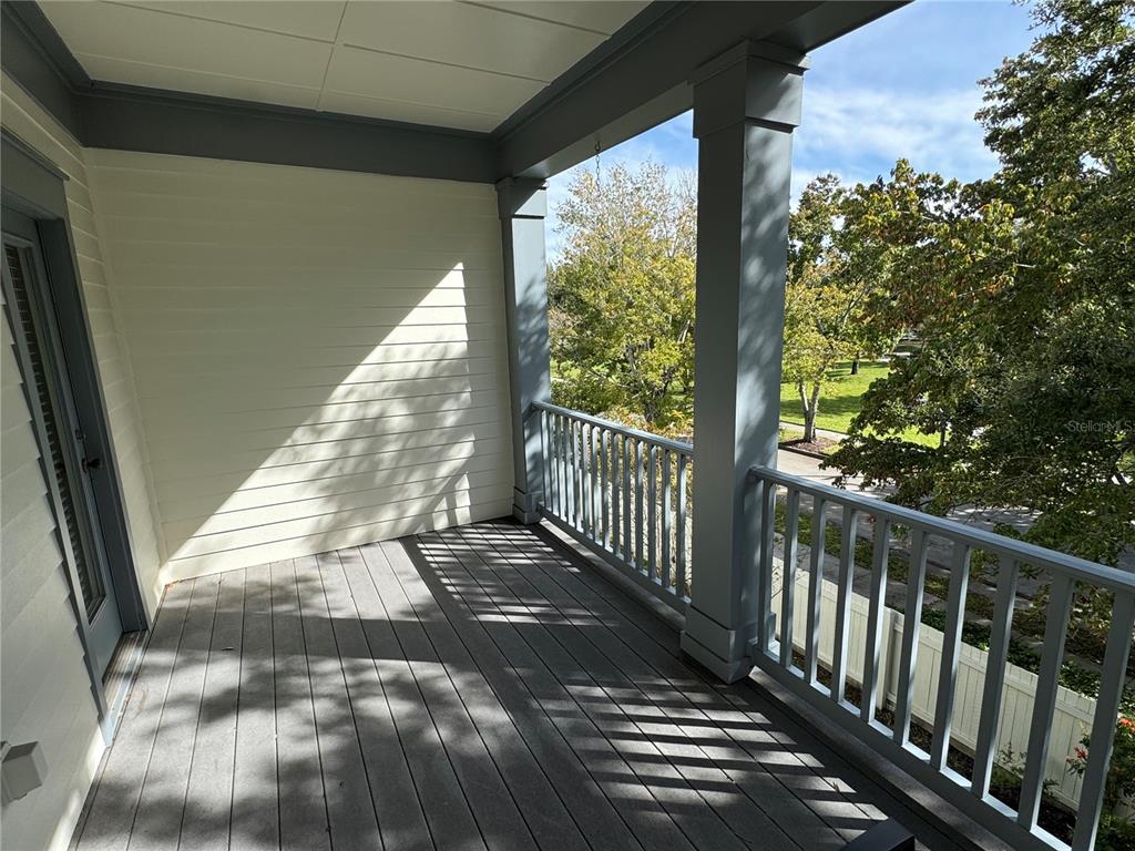 1007 Bennett Road Orlando, FL 32814 - Photo 6 of 6 a view of a porch