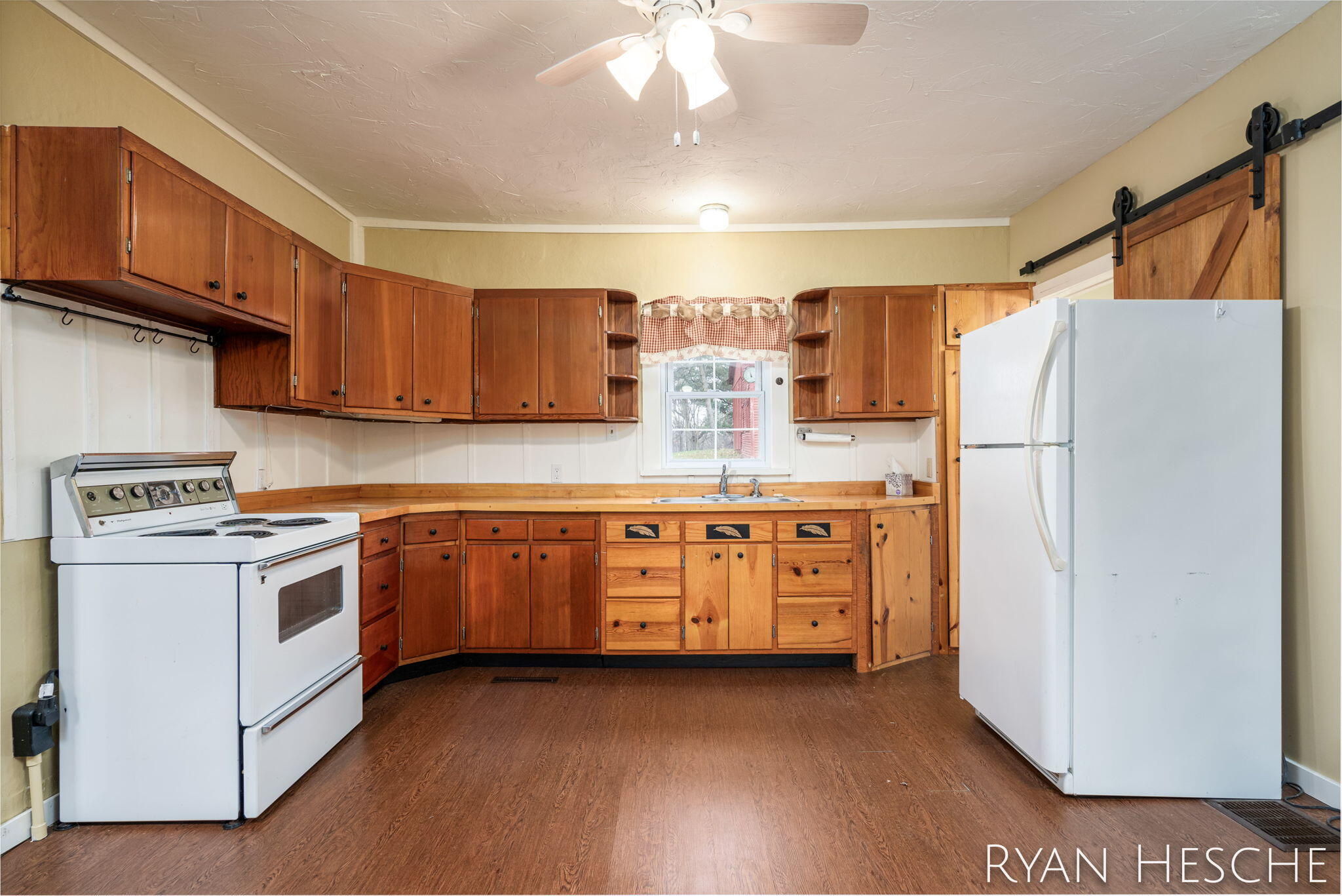 5421 Young Road Bellevue, MI 49021 - Photo 23 of 48 24-web-or-mls-5421 Young-8