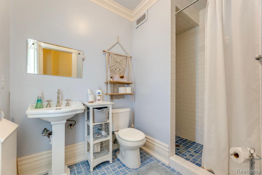 1012 North Riverside Avenue St. Clair, MI 48079 - Photo 87 of 93 Gallery Image 87