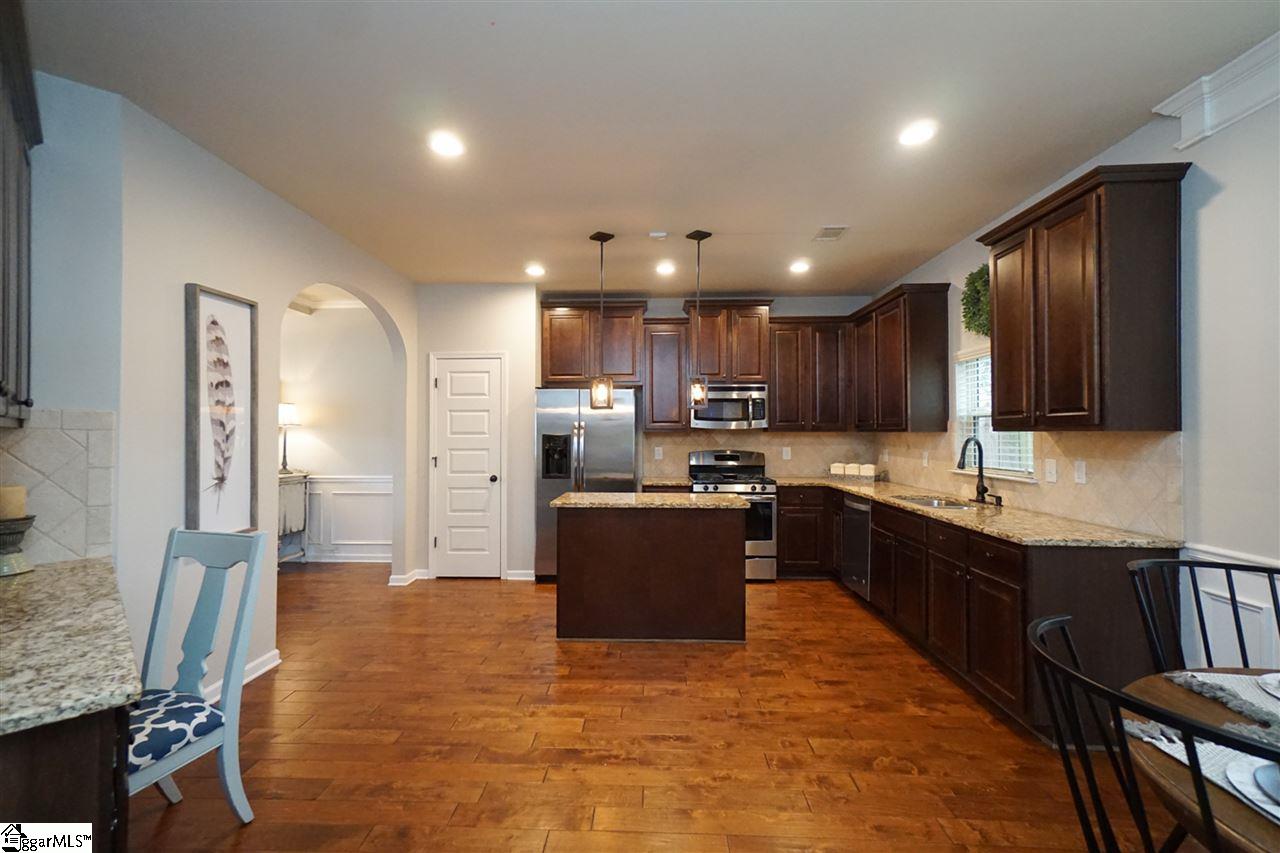 9 Howden Place Simpsonville, SC 29681 - Photo 10 of 32 Gallery Image 10
