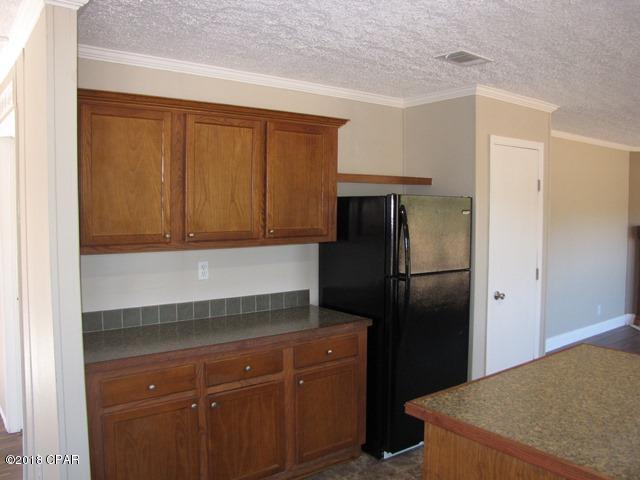 11210 Silver Lake Road Fountain, FL 32438 - Photo 4 of 25 Gallery Image 4