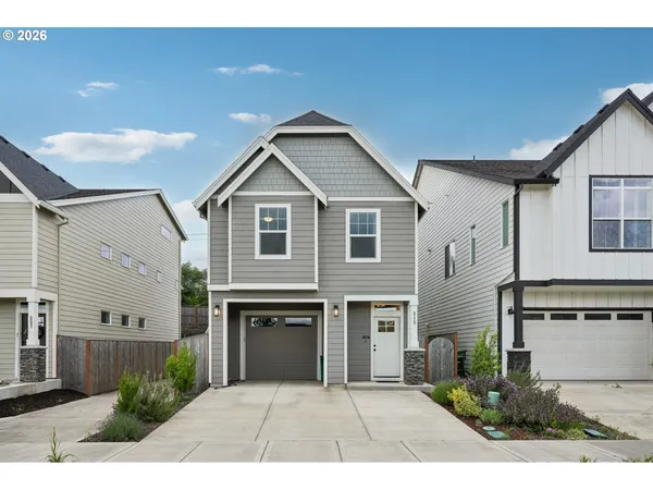 $549,000 | 215 Barbaras Way, Newberg, OR 97132