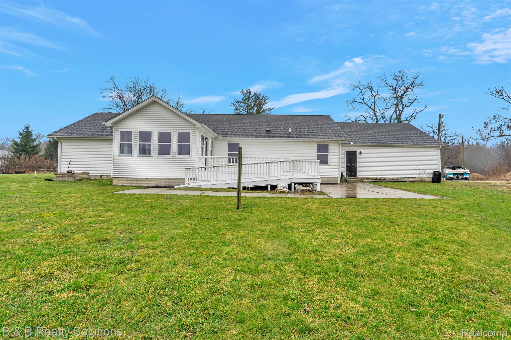 2391 Dodds Road North Branch, MI 48461 - Photo 32 of 38