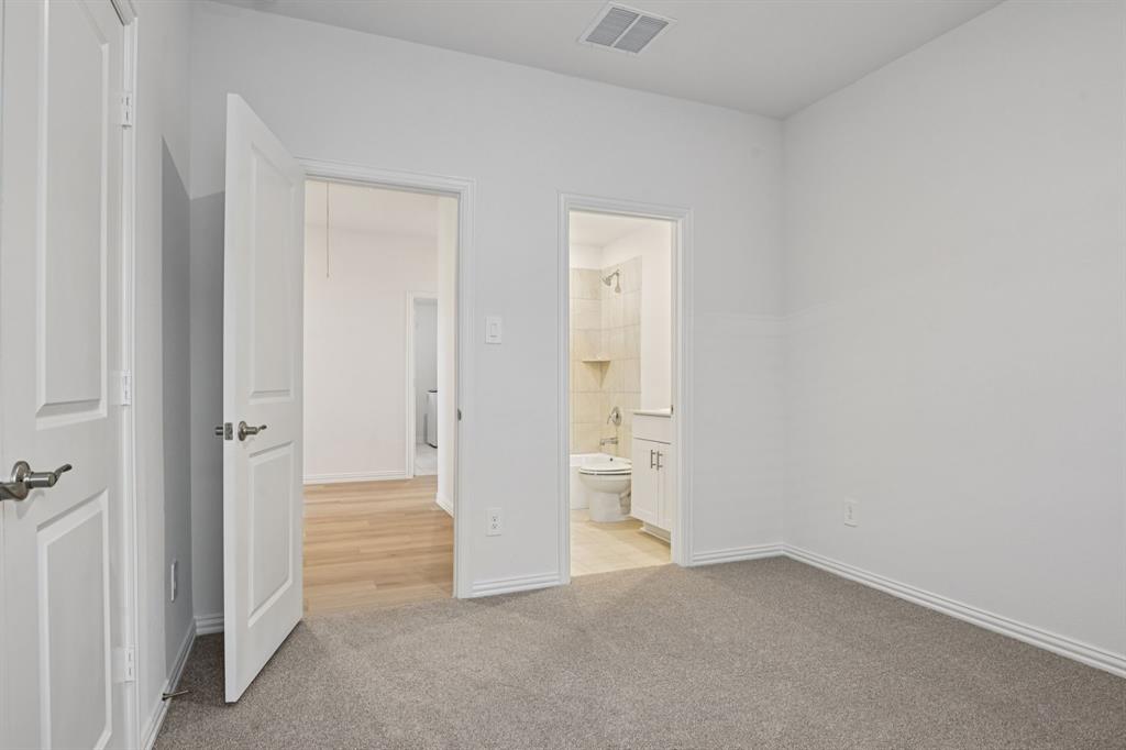 2203 Rannoch Street Sherman, TX 75092 - Photo 26 of 37 an empty room with closet