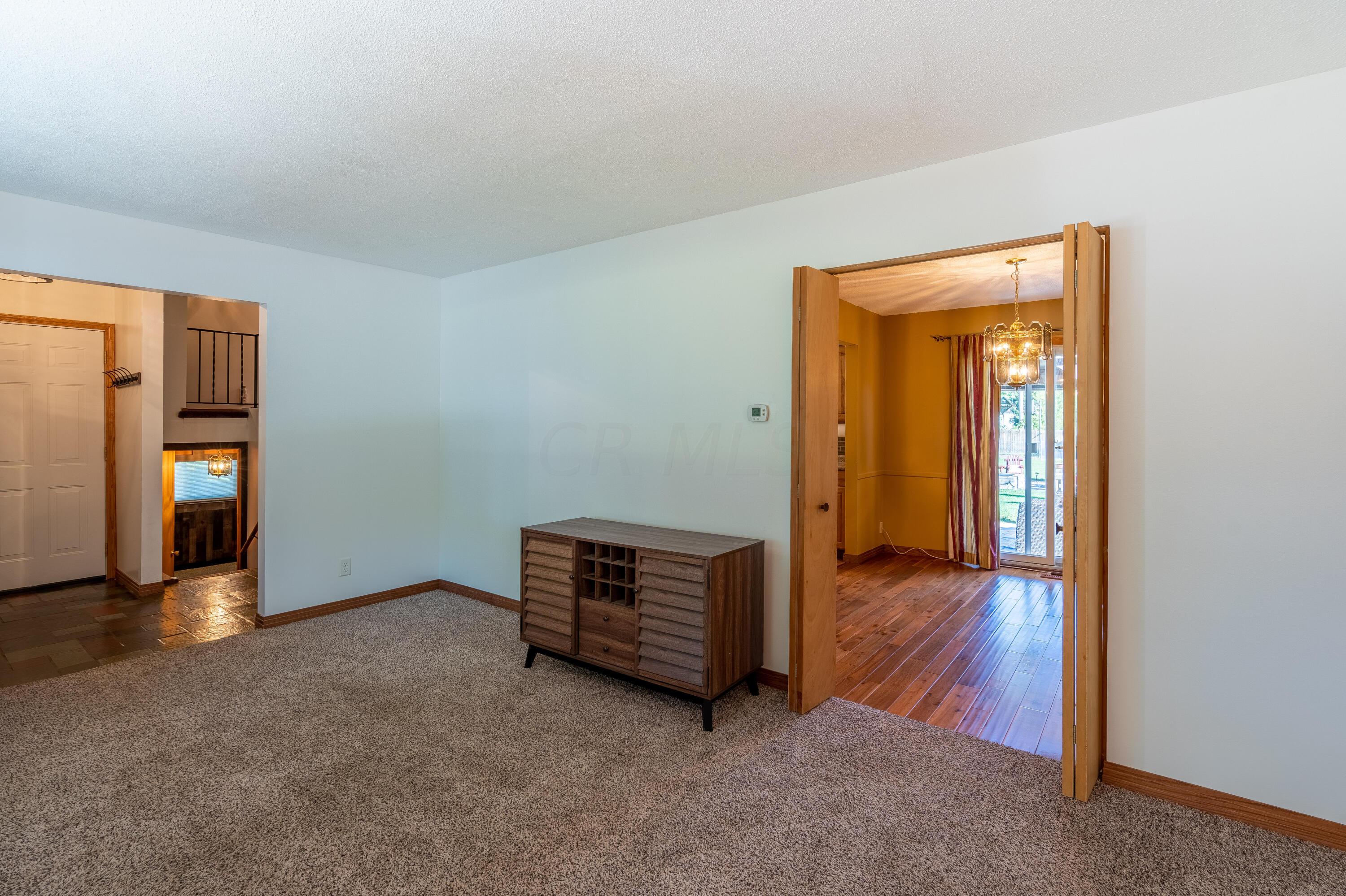 2278 Edmonton Road Columbus, OH 43229 - Photo 9 of 37 2278 Edmonton rd-3