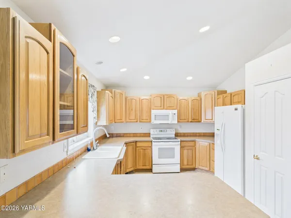 $405,000 | 407 Concord Lane, Zillah, WA 98953