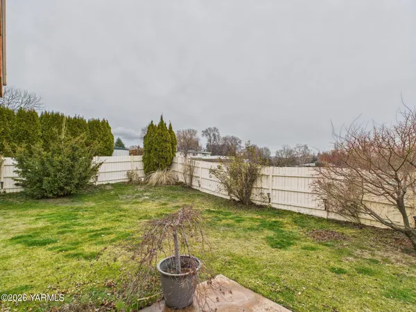 $405,000 | 407 Concord Lane, Zillah, WA 98953