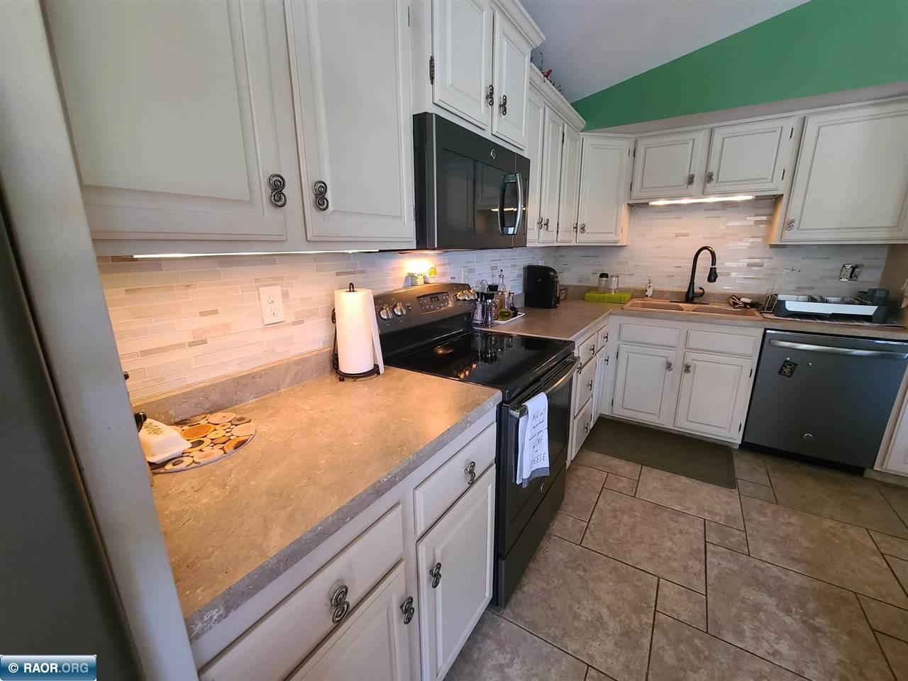 1227 21st Street South Virginia, MN 55792 - Photo 3 of 25