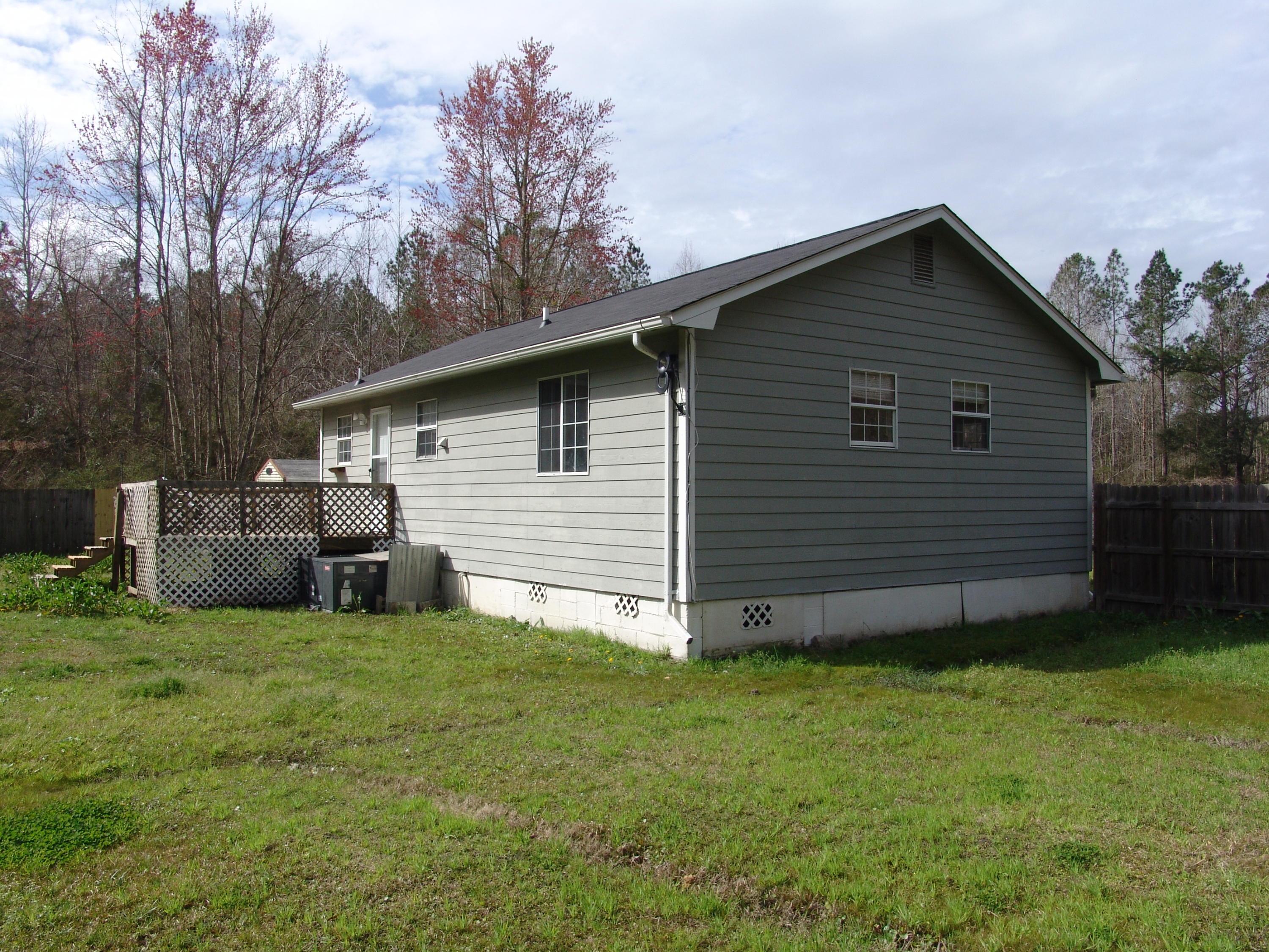 132 Earthas Way Ridgeville, SC 29472 - Photo 24 of 32 Rear view