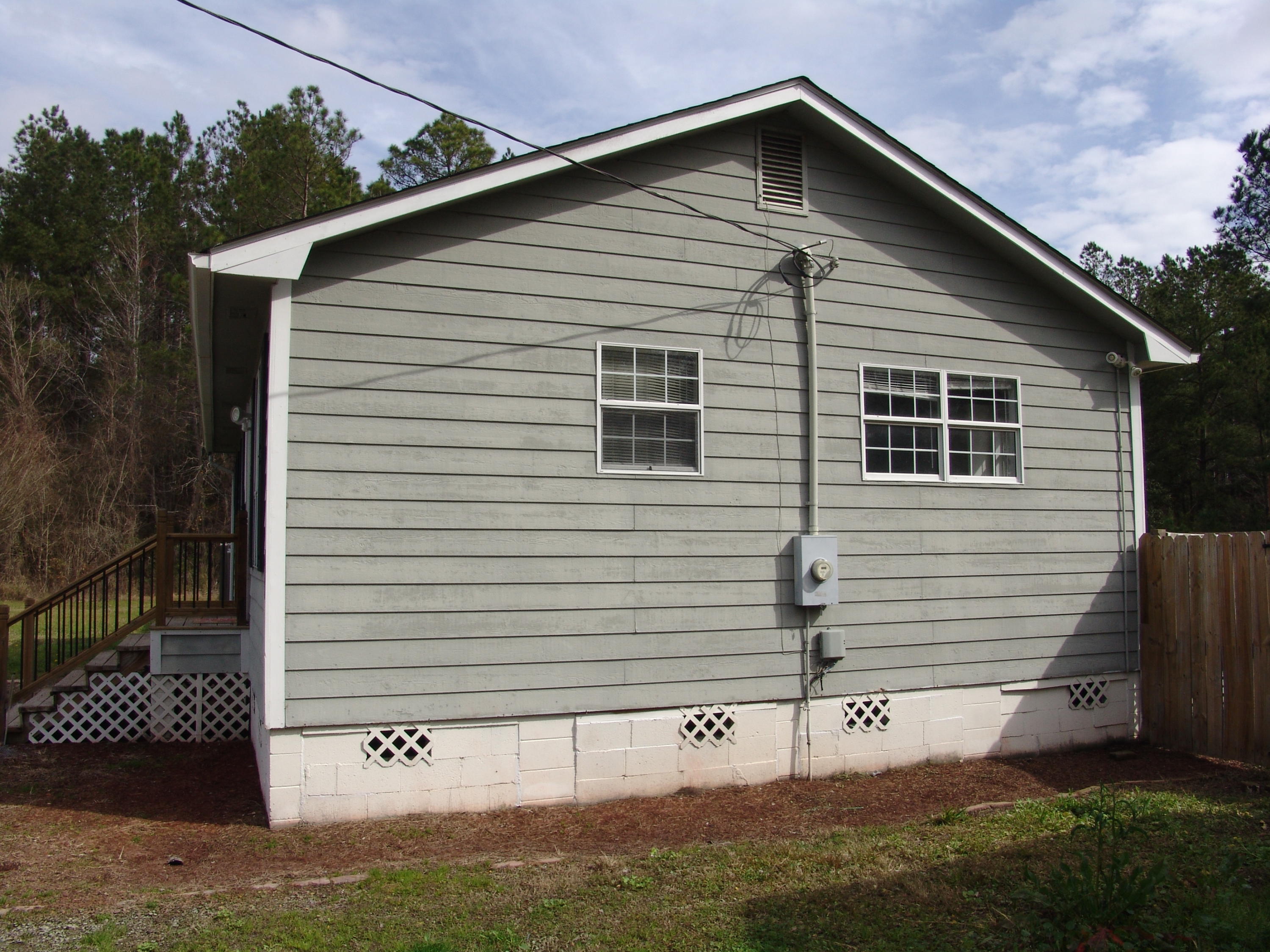 132 Earthas Way Ridgeville, SC 29472 - Photo 4 of 32 Side view