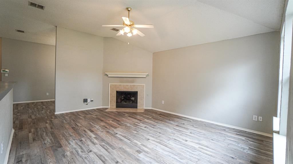 1036 Hampton Drive Forney, TX 75126 - Photo 5 of 30