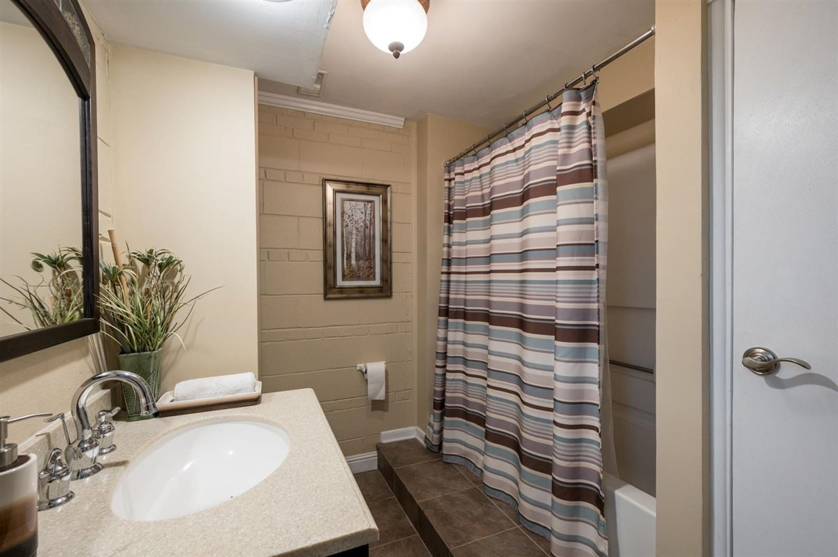 3405 Dell Drive Raleigh, NC 27609 - Photo 24 of 30 Photo 24