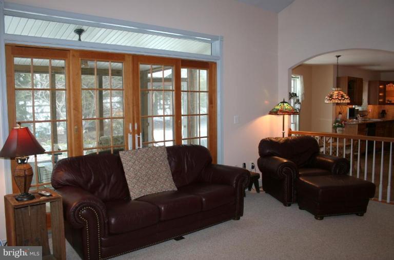 13411 Fork Road Baldwin, MD 21013 - Photo 8 of 30 Family Room
