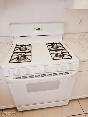 $1,190 | 7066 Burcot Avenue, Unit C61, Las Vegas, NV 89156