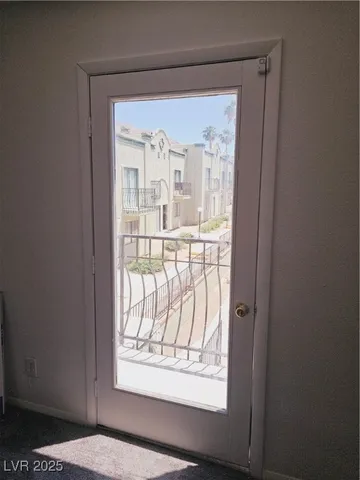 $1,190 | 7066 Burcot Avenue, Unit C61, Las Vegas, NV 89156