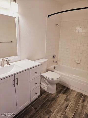 $1,190 | 7066 Burcot Avenue, Unit C61, Las Vegas, NV 89156