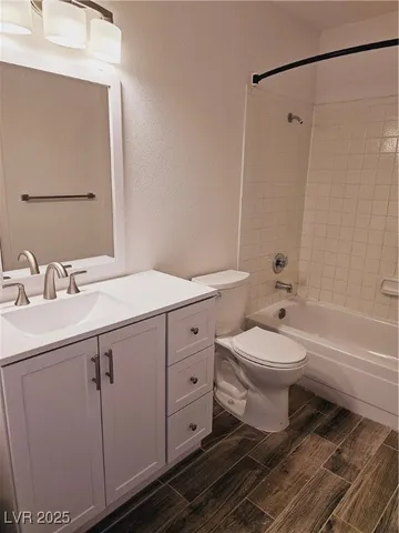 $1,190 | 7066 Burcot Avenue, Unit C61, Las Vegas, NV 89156