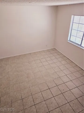 $1,190 | 7066 Burcot Avenue, Unit C61, Las Vegas, NV 89156