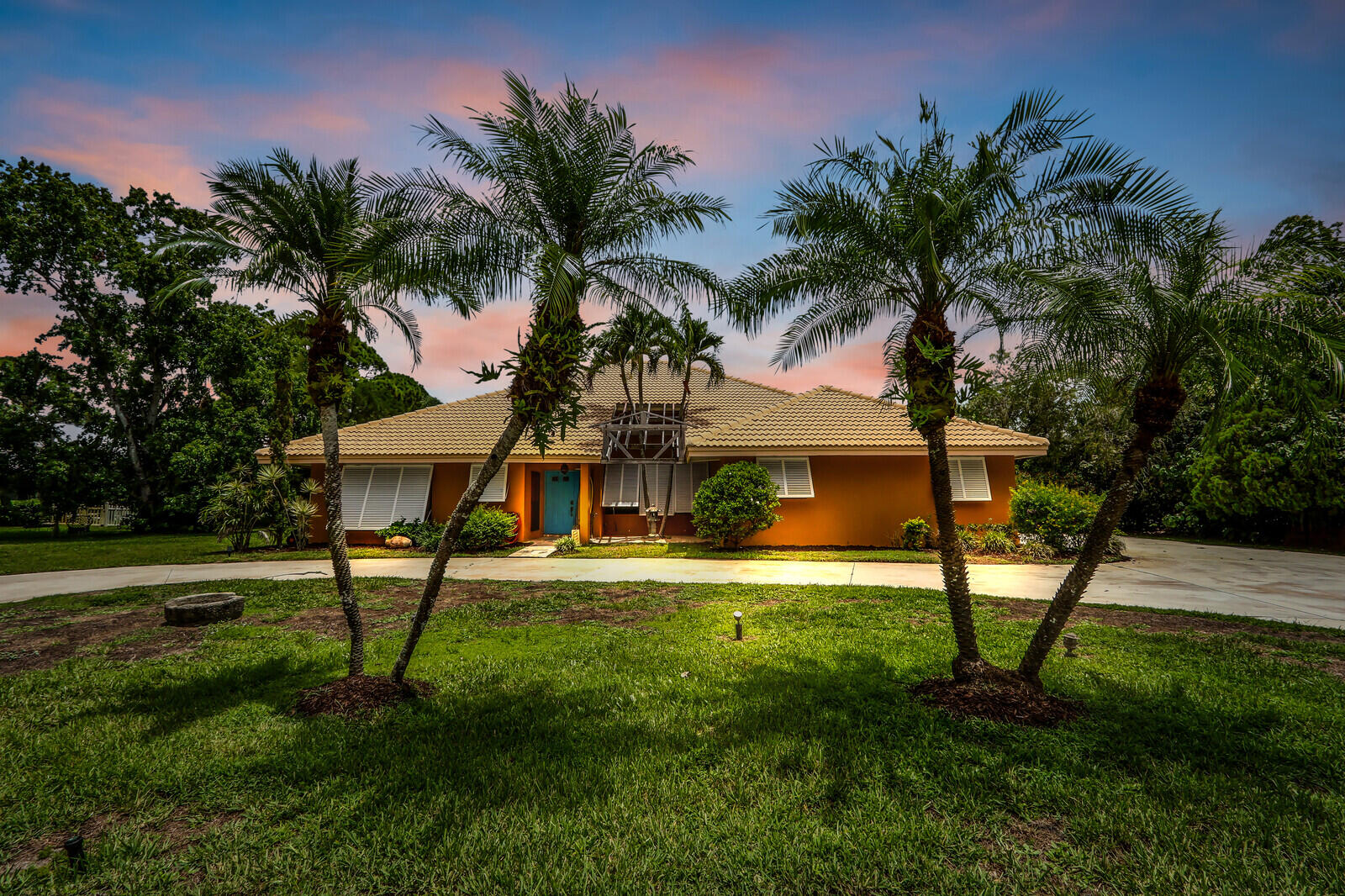 3521 Southwest Bimini Cir North